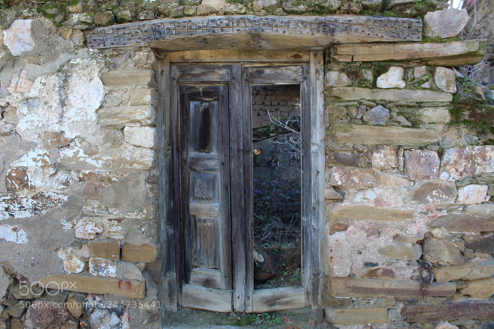 Canon EF-S 18-55mm F3.5-5.6 III sample photo. Ventana en beleña photography