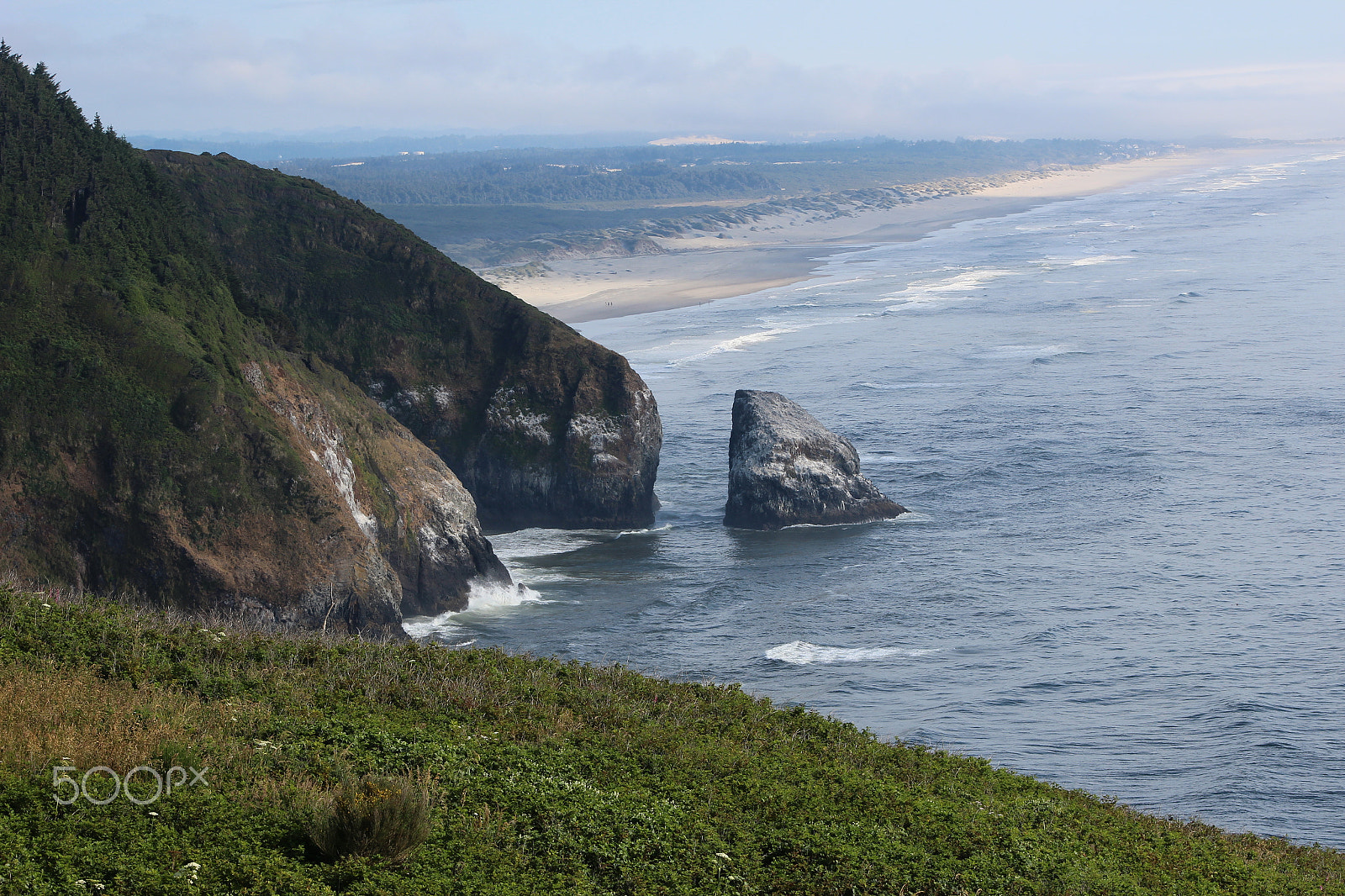 Canon EOS 1200D (EOS Rebel T5 / EOS Kiss X70 / EOS Hi) + EF75-300mm f/4-5.6 sample photo. Stunning views down the oregon coast photography