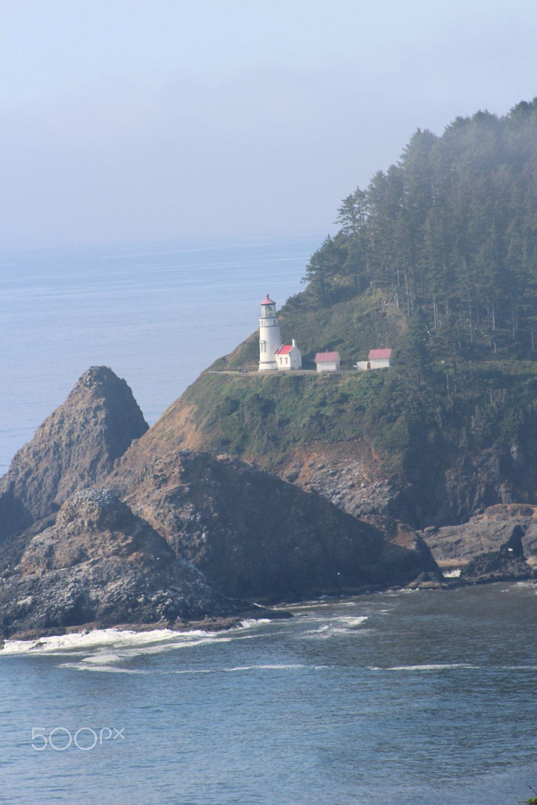Canon EOS 1200D (EOS Rebel T5 / EOS Kiss X70 / EOS Hi) + EF75-300mm f/4-5.6 sample photo. Stunning views down the oregon coast photography