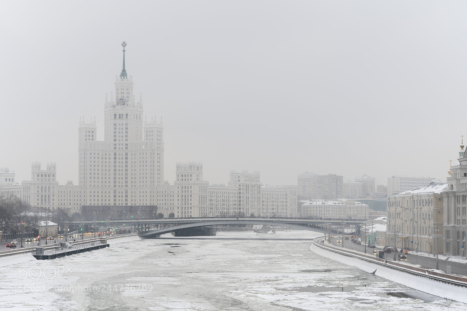 Sony a7 II sample photo. Snowy moscow photography