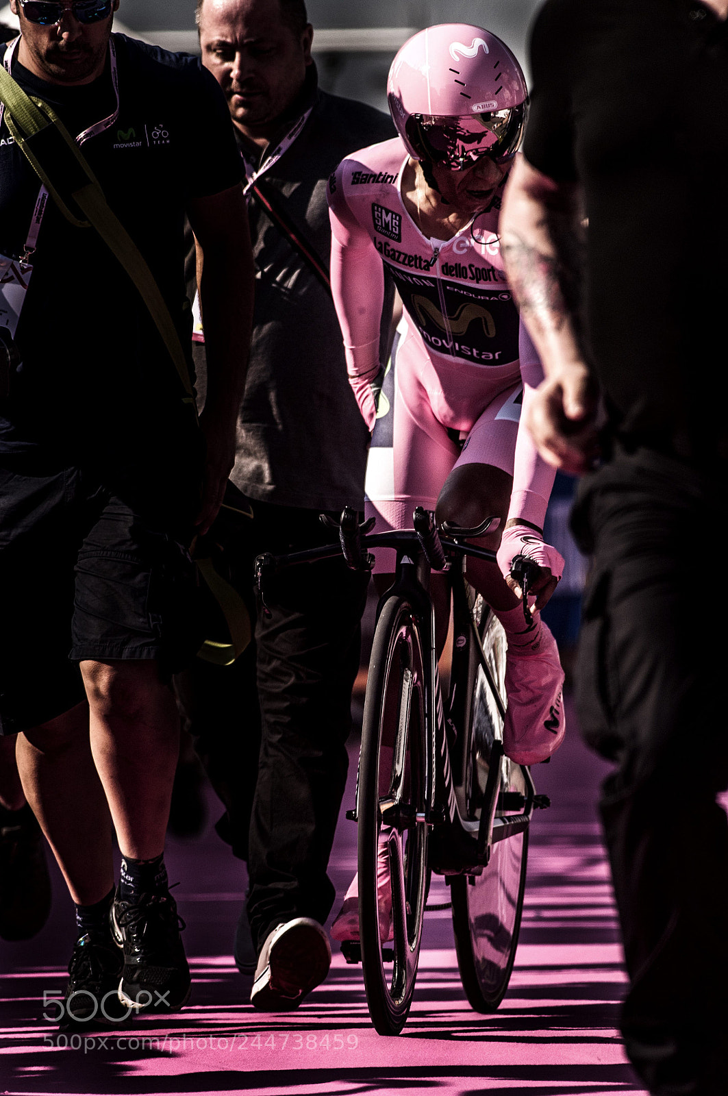 Nikon D300 sample photo. Pink jersey photography