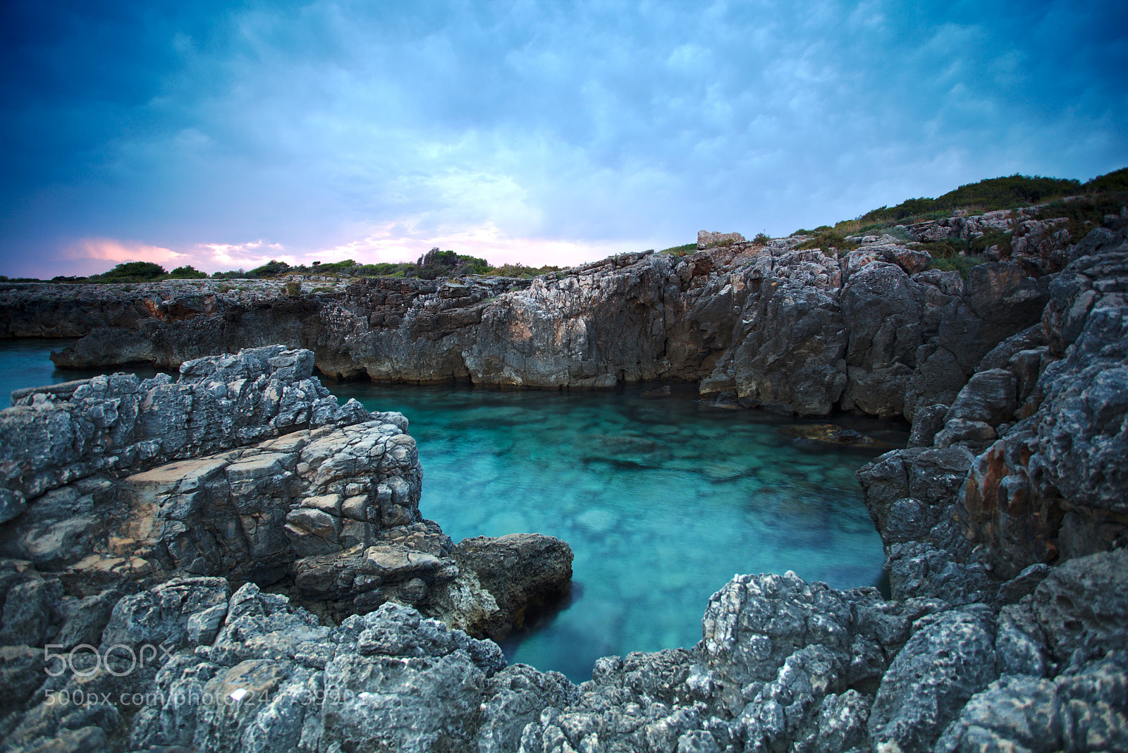 Canon EOS 6D + Canon EF 17-40mm F4L USM sample photo. The sea, painted photography