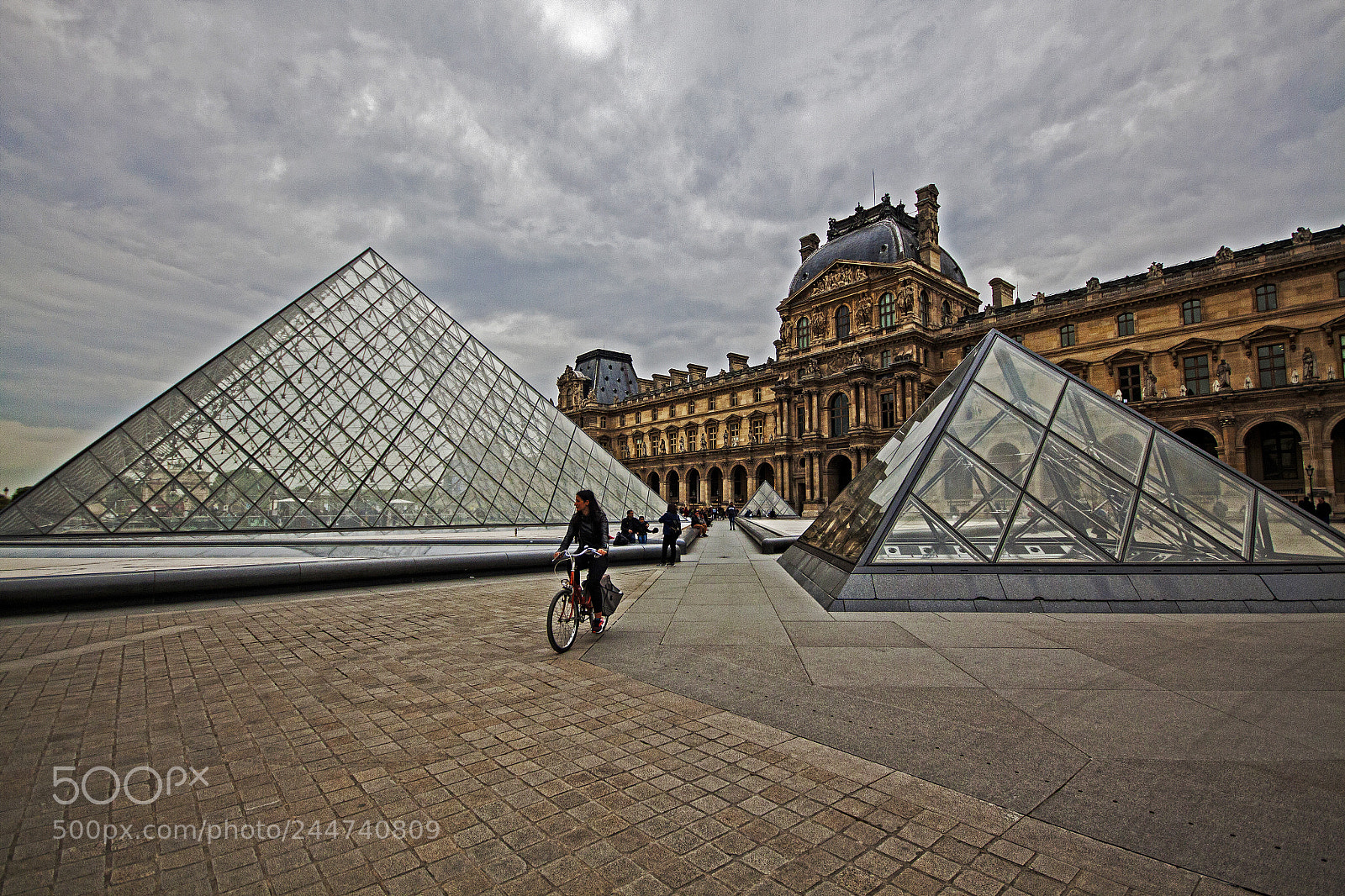 Canon EOS 50D sample photo. Louvre photography