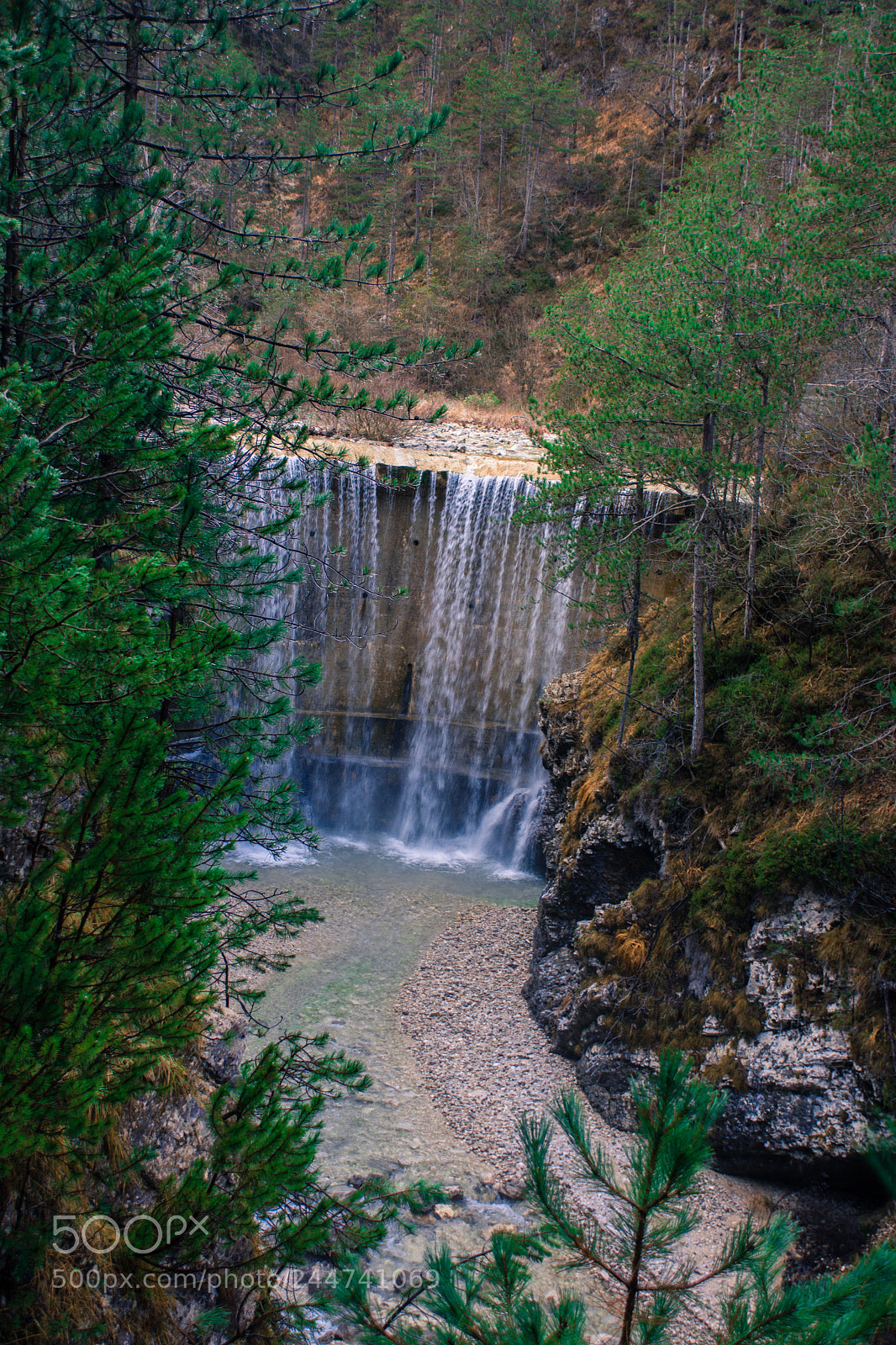 Nikon D7200 sample photo. Waterfall lost photography