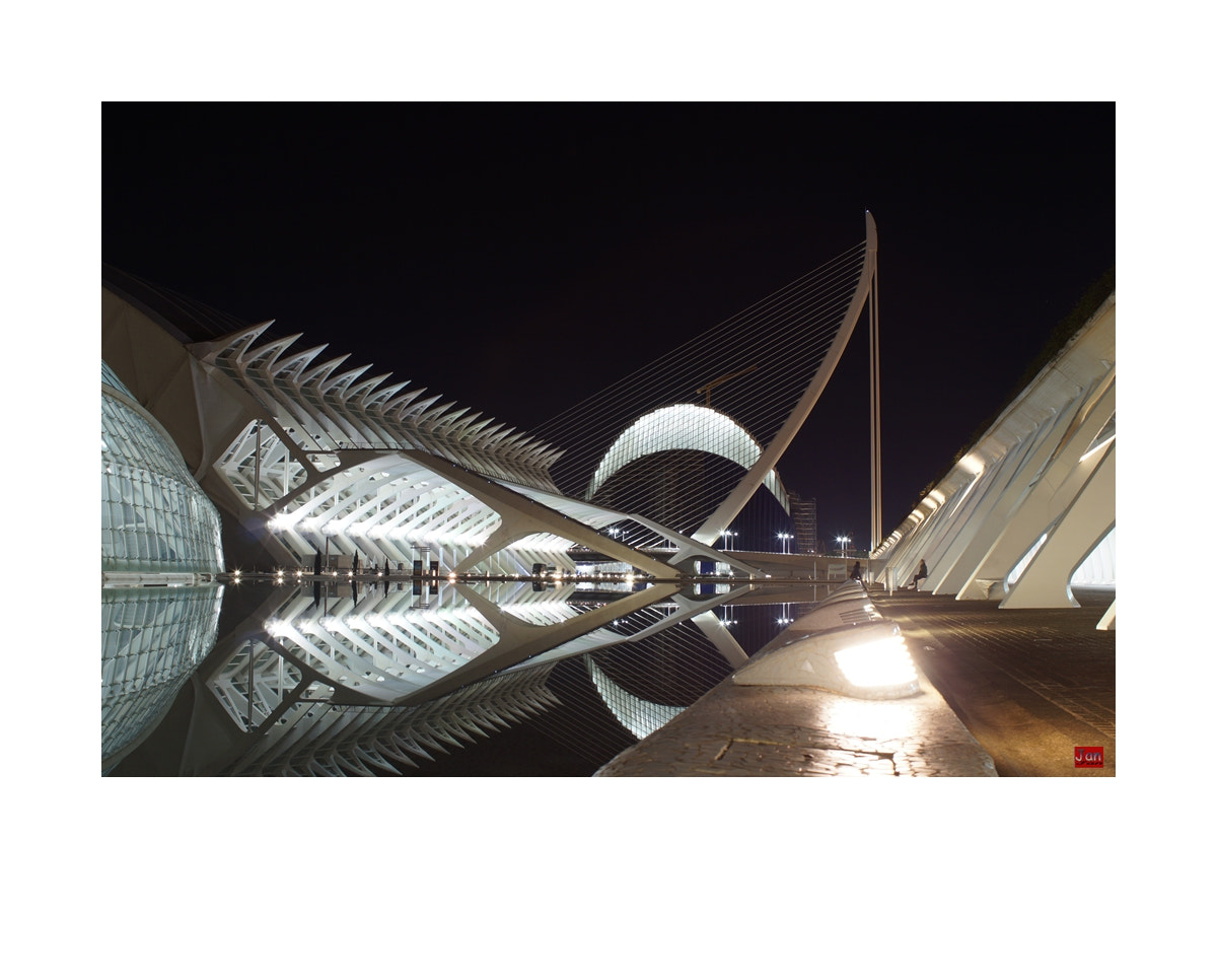 Minolta AF 28-80mm F3.5-5.6 II sample photo. Arquitectura ciudad de las artes y las ciencias photography