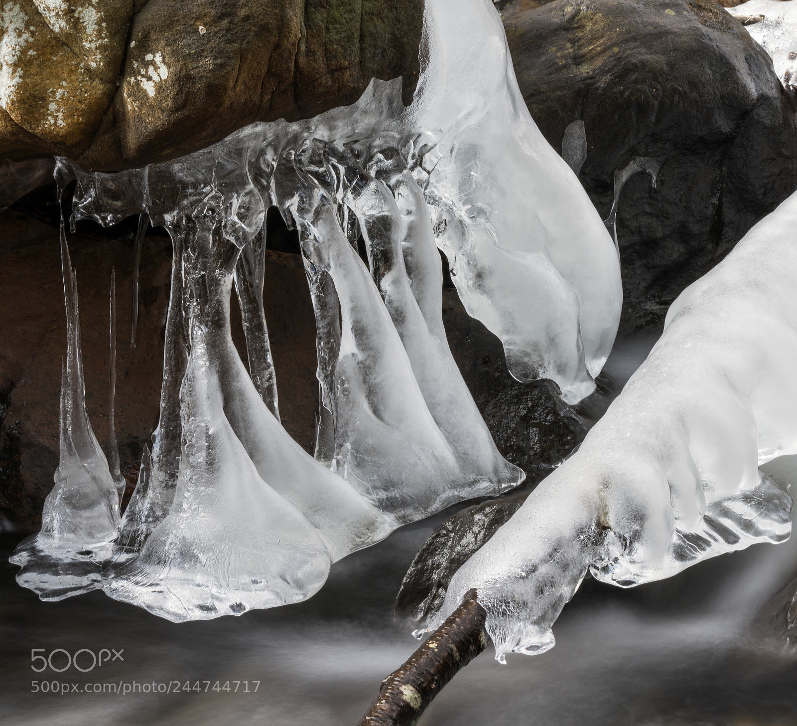 Sony a7R III sample photo. Ice formation photography