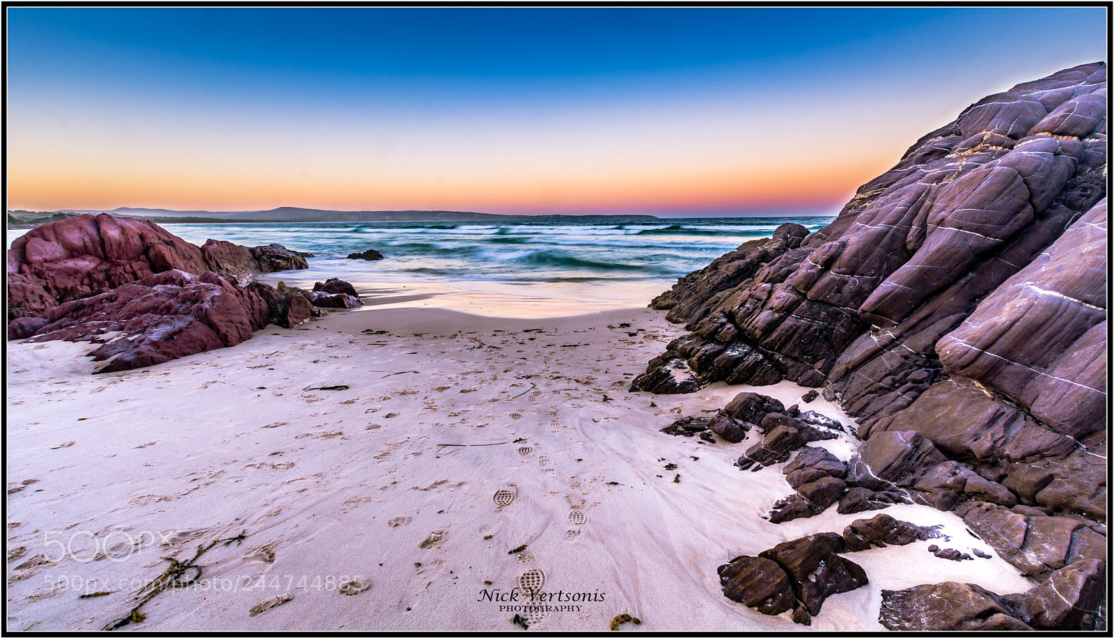 Nikon D7200 sample photo. Footprints in the sand... photography