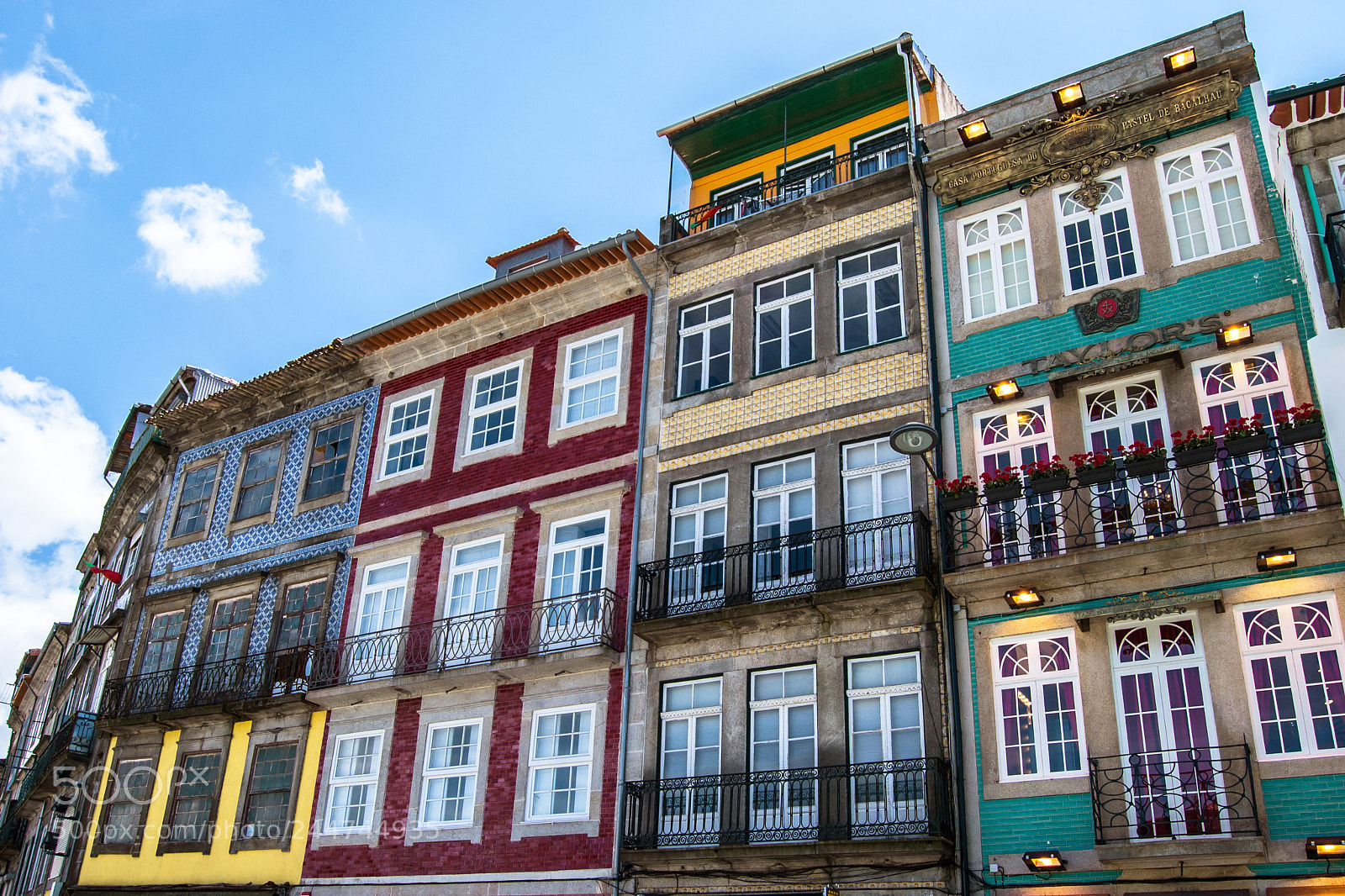 Nikon D3000 sample photo. Porto architecture photography