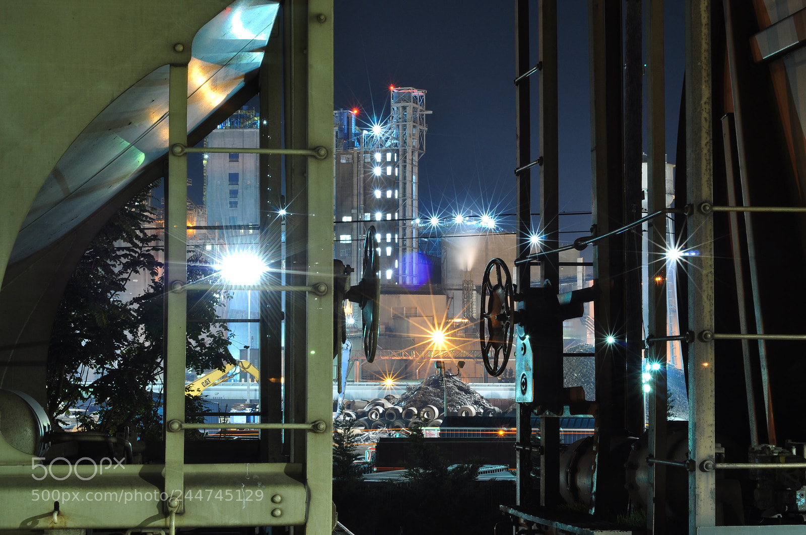 Nikon D5000 sample photo. Framed industry photography
