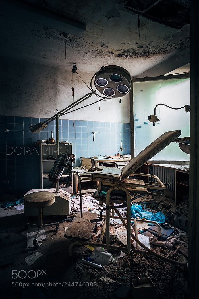 Canon EOS 650D (EOS Rebel T4i / EOS Kiss X6i) sample photo. Abandoned medical station somewhere photography