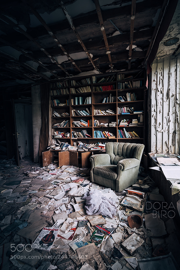 Canon EOS 650D (EOS Rebel T4i / EOS Kiss X6i) sample photo. Abandoned house somewhere in photography