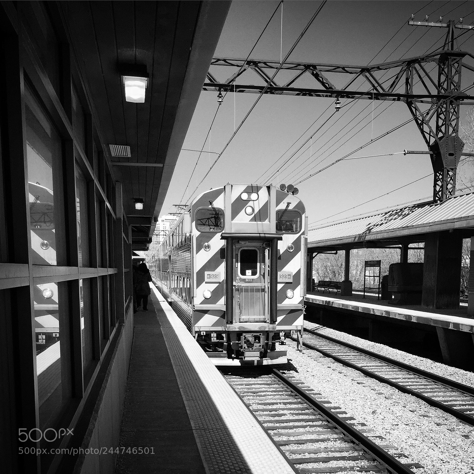 Apple iPhone 6 sample photo. Chicago train photography