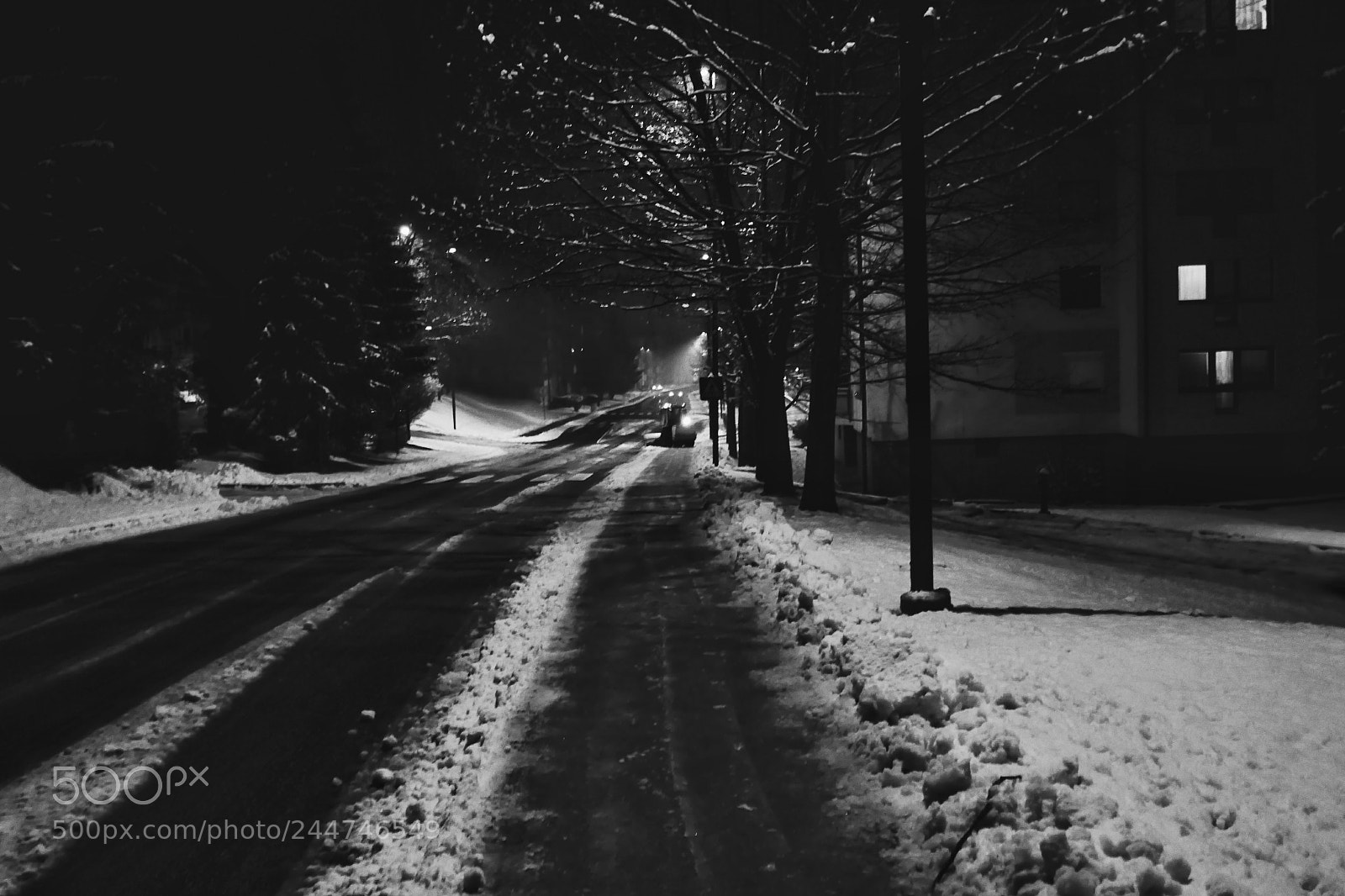 Panasonic Lumix DMC-ZS100 (Lumix DMC-TZ100) sample photo. Late night walk photography