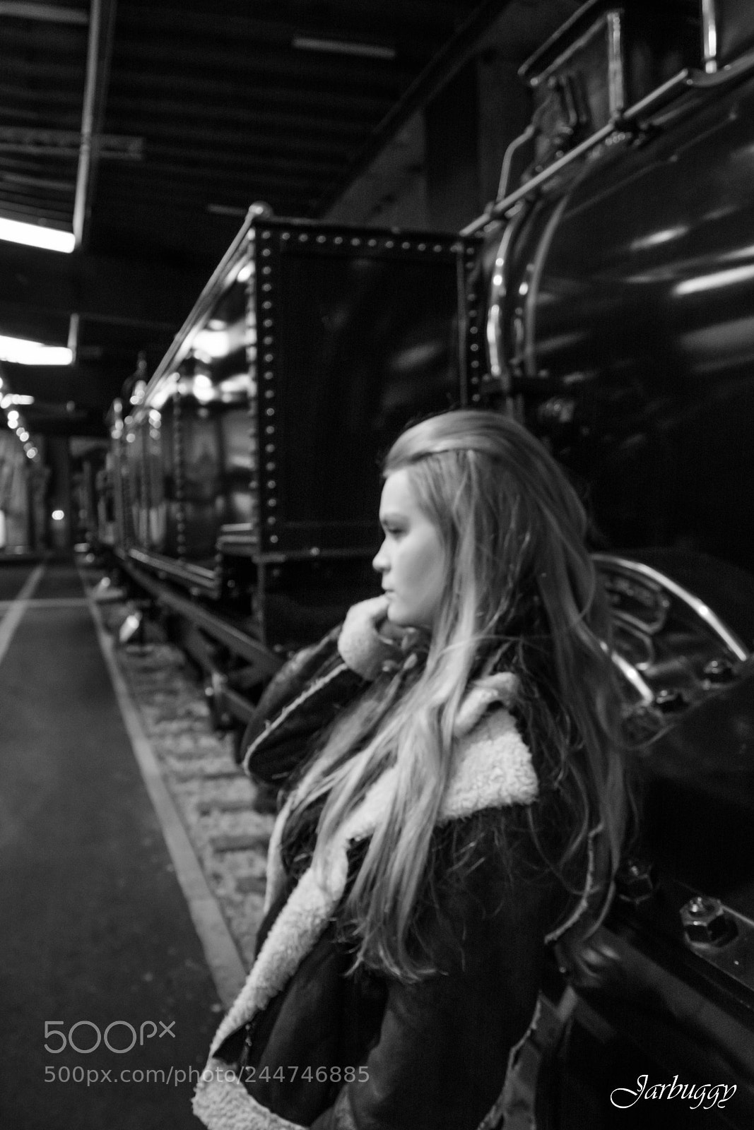 Nikon D7100 sample photo. On the station photography