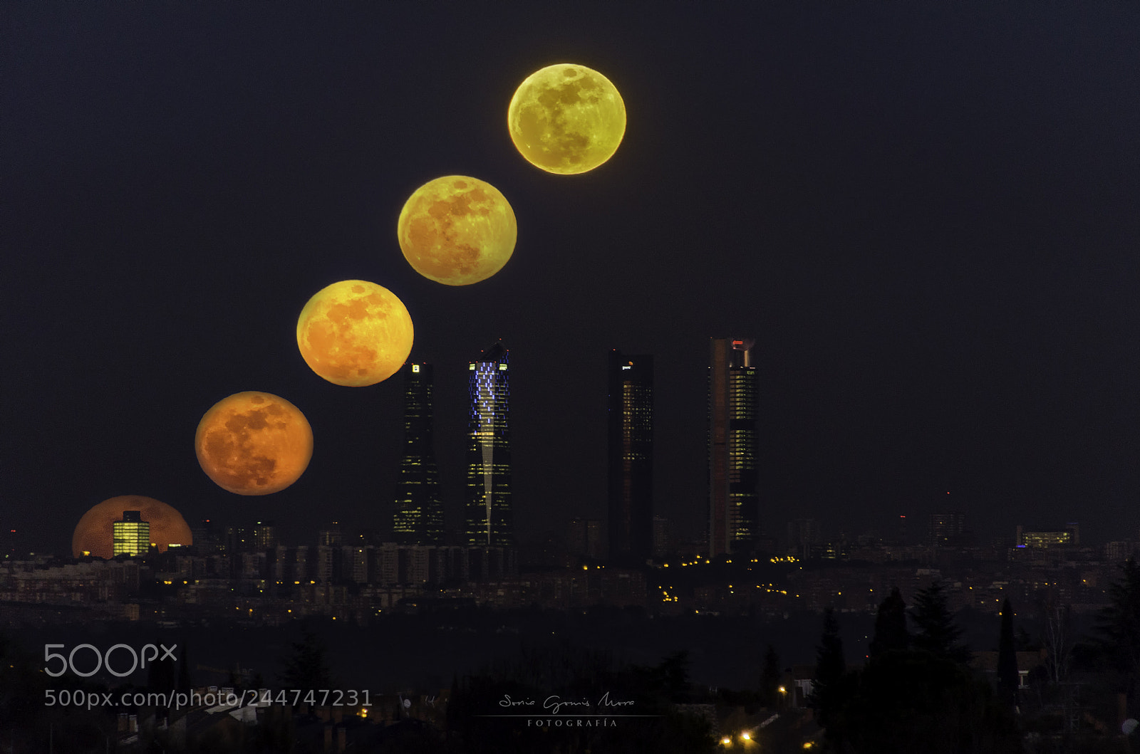 Nikon D5100 sample photo. Superluna de sangre azul photography