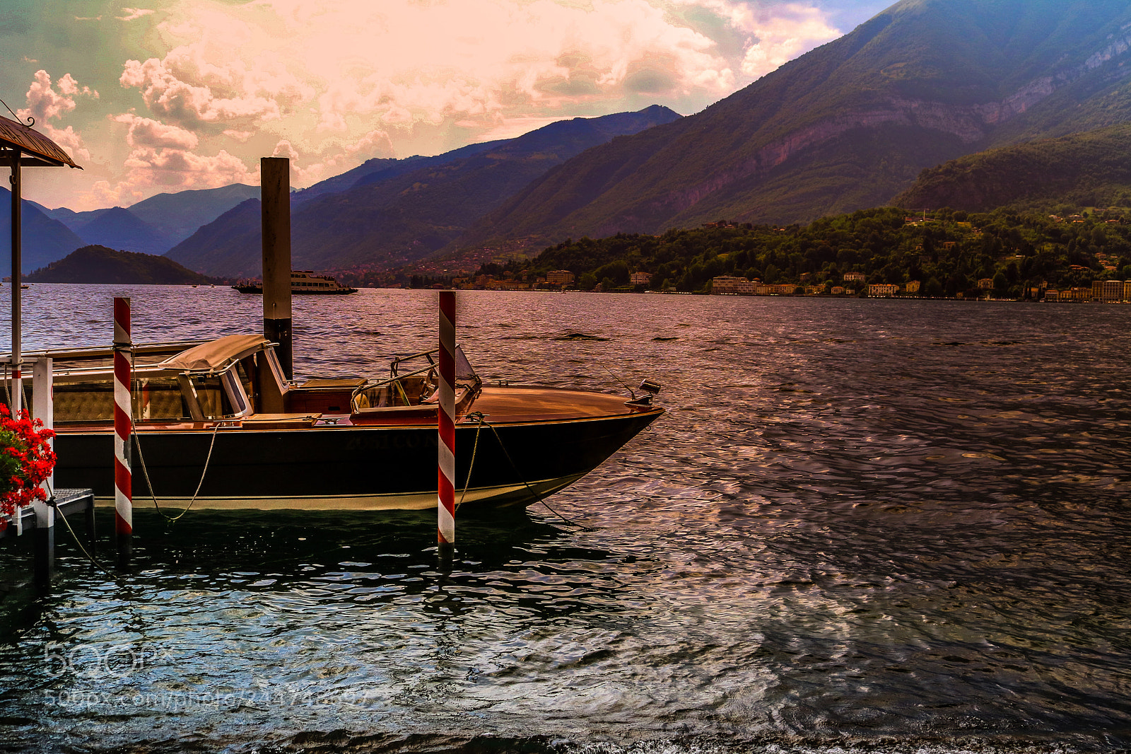 Canon EOS 750D (EOS Rebel T6i / EOS Kiss X8i) sample photo. Bellagio photography