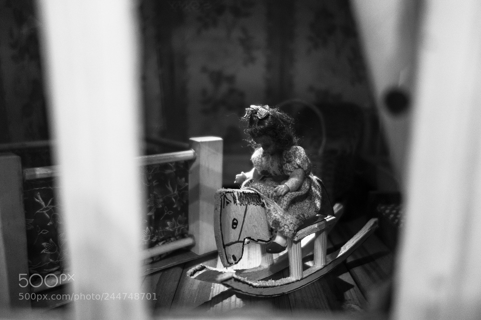 Sony Cyber-shot DSC-RX100 sample photo. Dollhouse photography