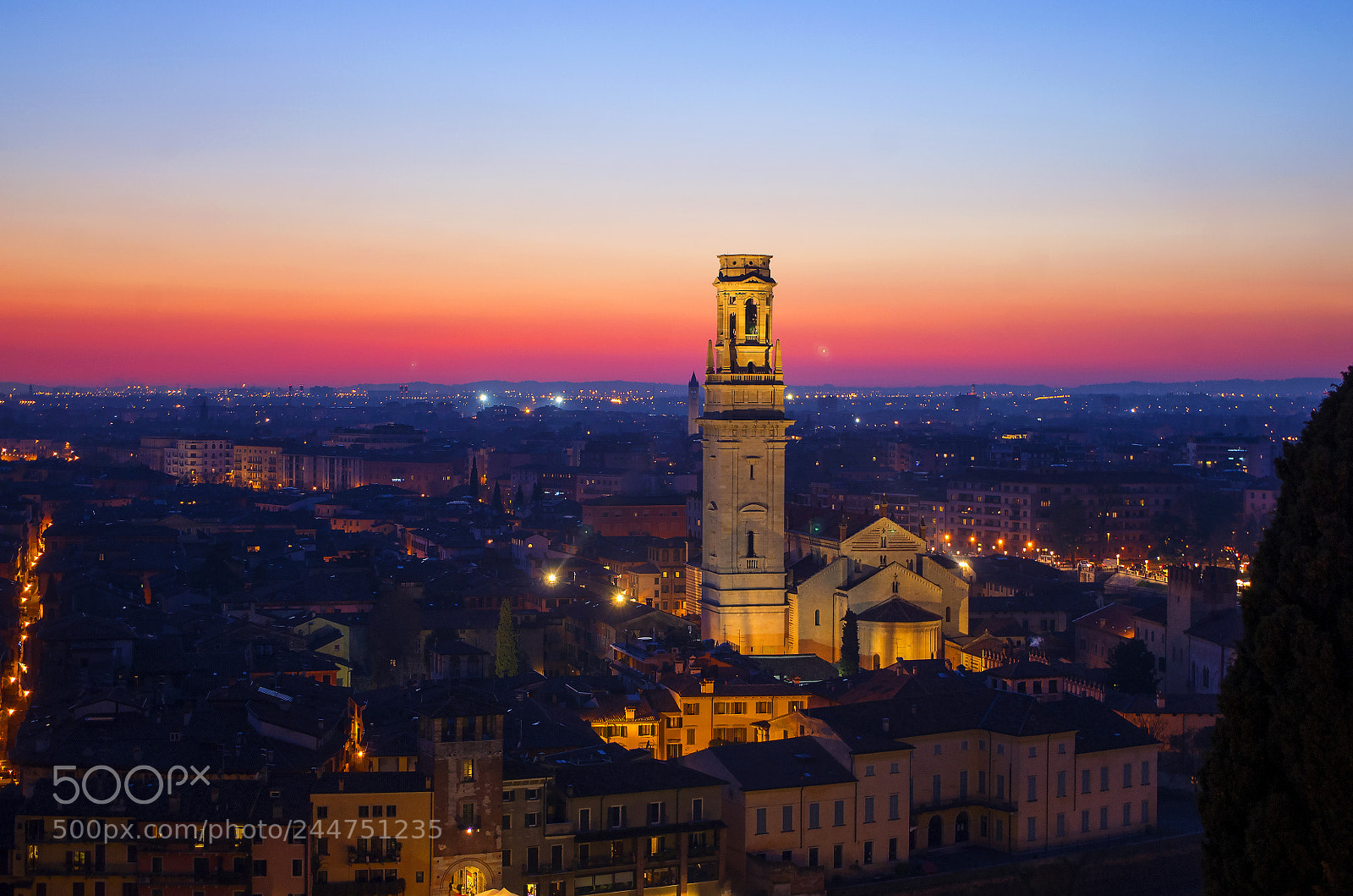 Pentax K-r sample photo. Duomo di verona photography