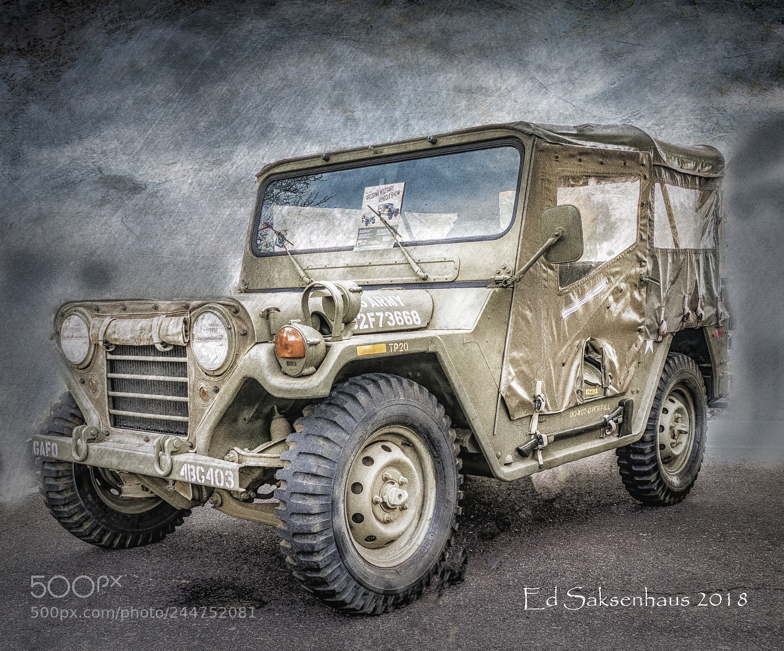 Panasonic Lumix DMC-FZ1000 sample photo. Army jeep photography