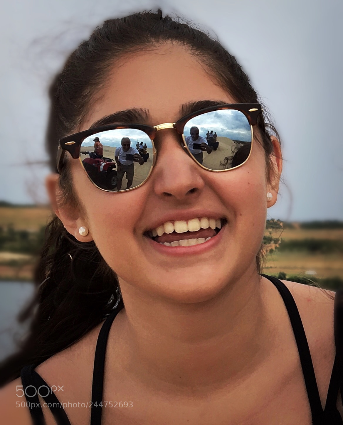 Apple iPhone 6s Plus sample photo. Wholehearted laughter photography