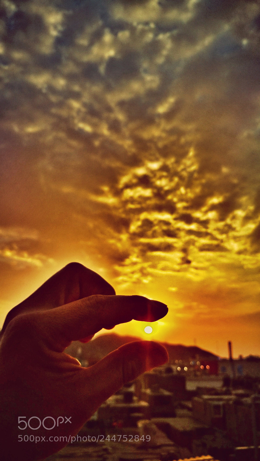 HUAWEI P9 sample photo. The sun in my photography