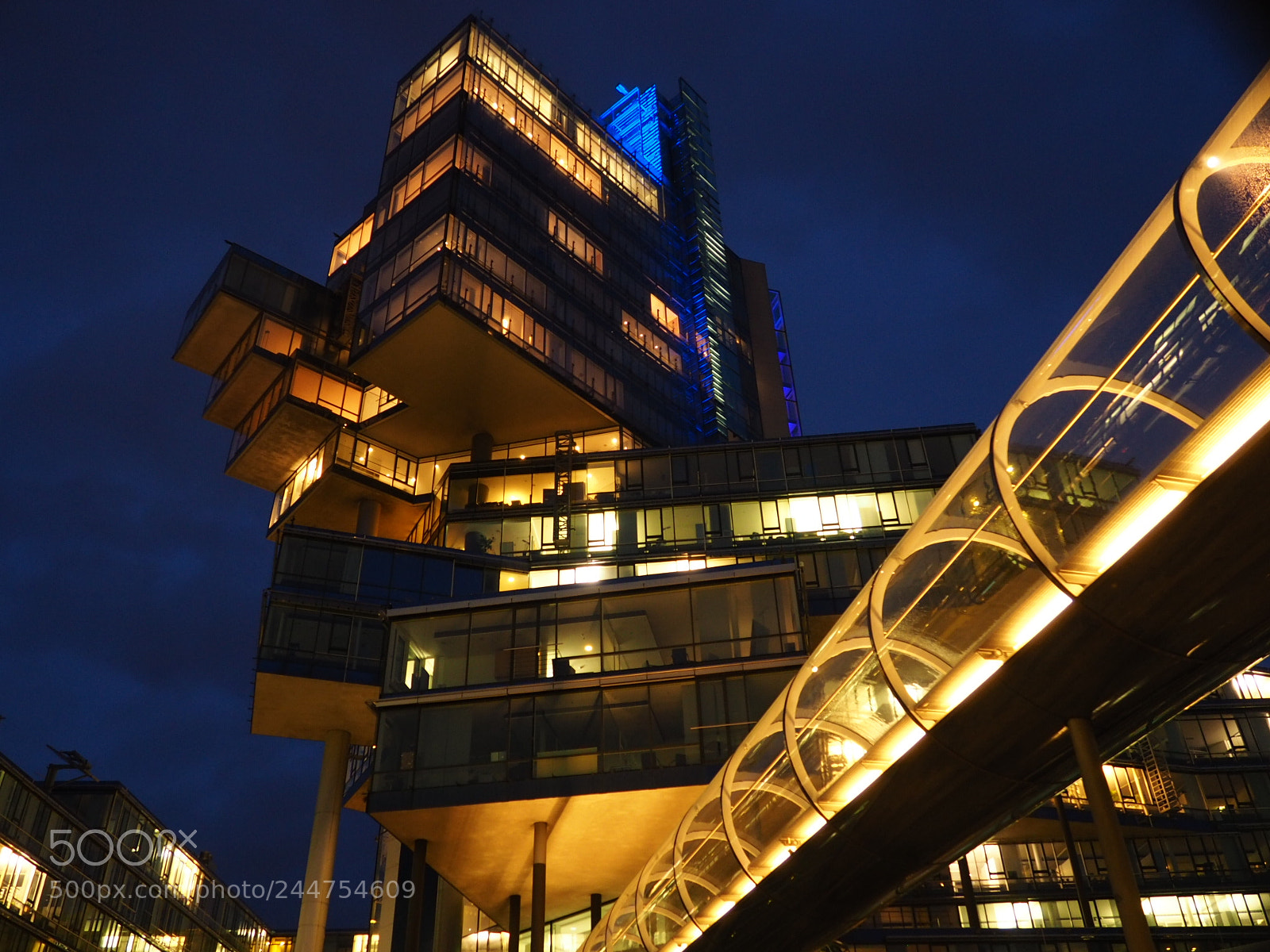 Olympus OM-D E-M10 II sample photo. Hannover nord lb 6 photography