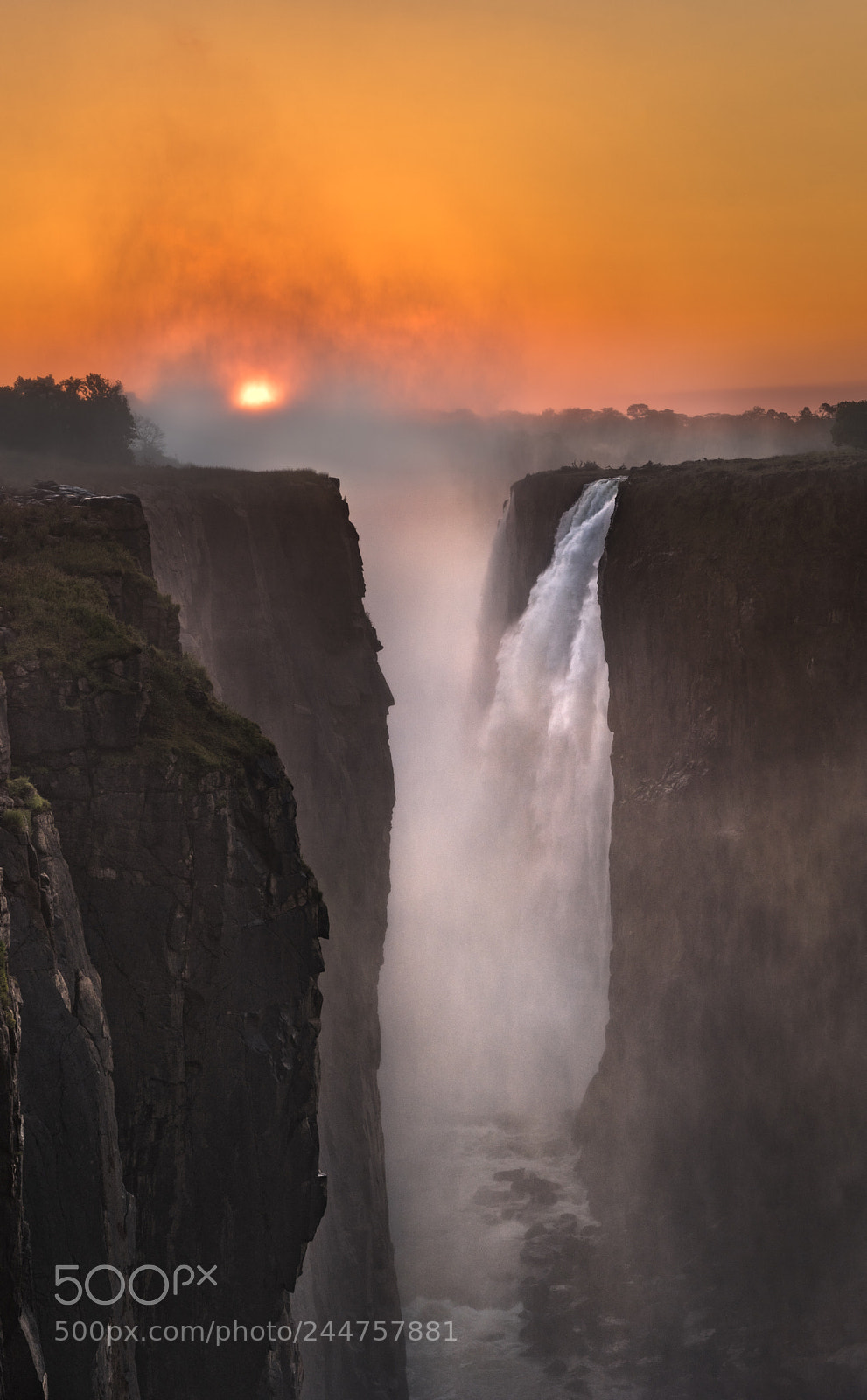 Nikon D810 sample photo. Victoria falls sundown photography
