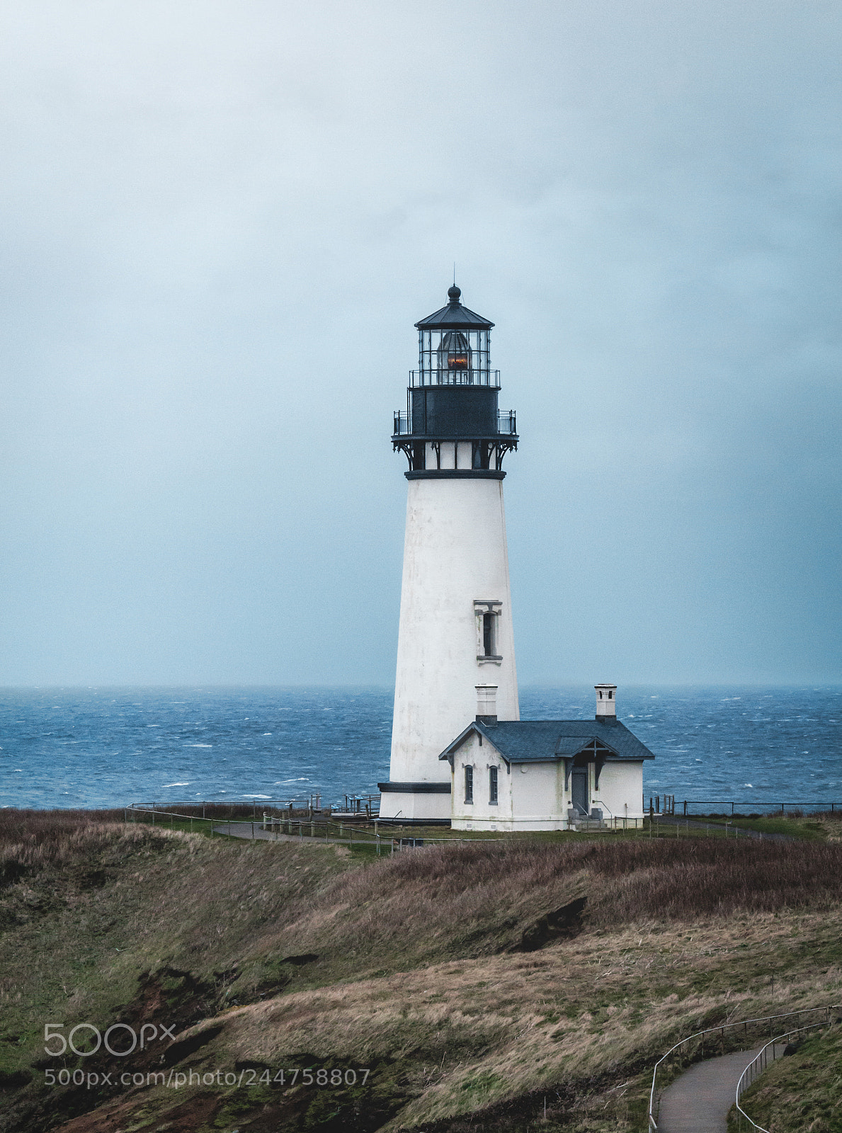Canon EOS 600D (Rebel EOS T3i / EOS Kiss X5) sample photo. Lighthouse photography