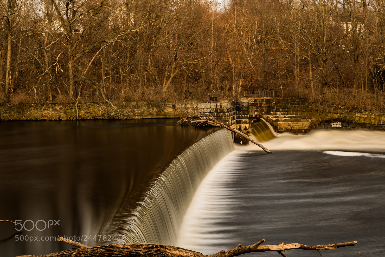 Canon EOS 750D (EOS Rebel T6i / EOS Kiss X8i) sample photo. A dam along the photography