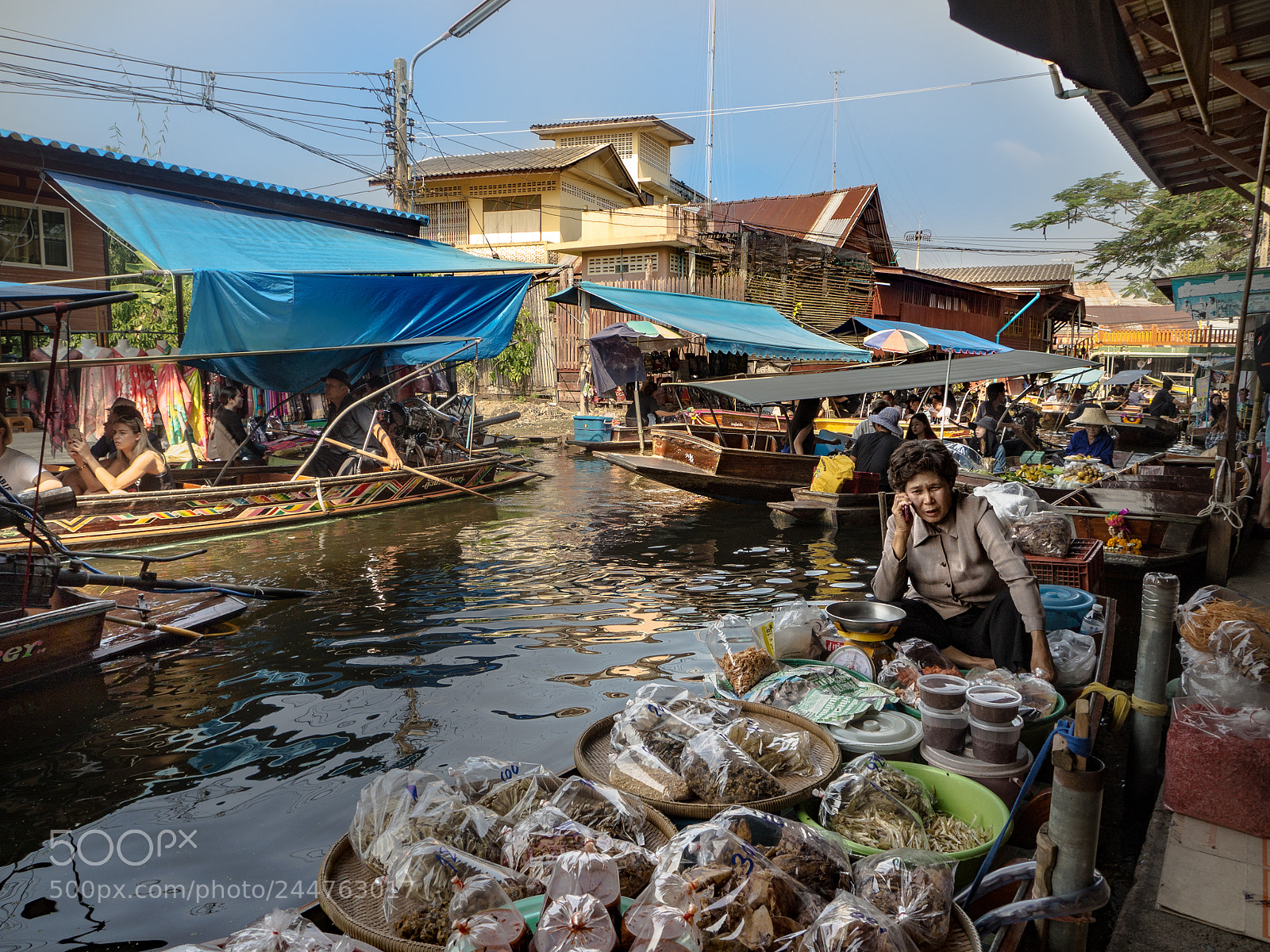 Olympus OM-D E-M10 sample photo. Amphawa floating market, thailand photography
