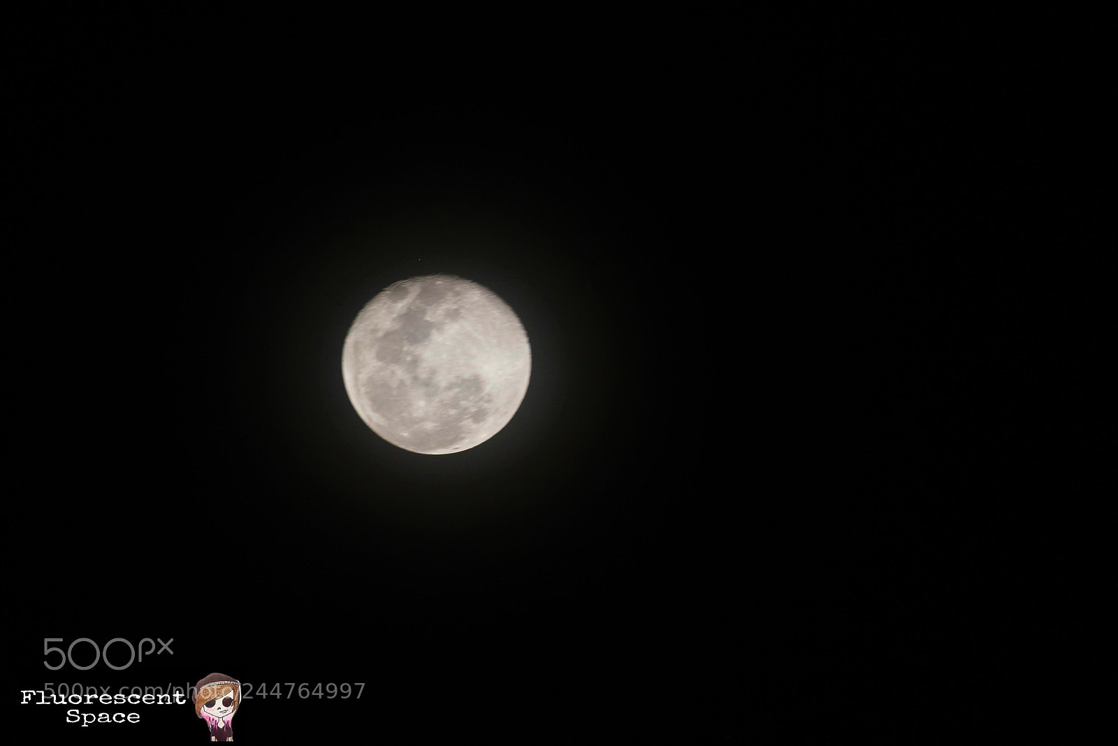 Canon EOS 550D (EOS Rebel T2i / EOS Kiss X4) sample photo. Primera luna del mes photography