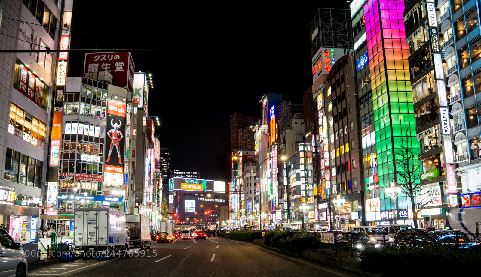 Sony a5100 sample photo. Shinjukulights photography
