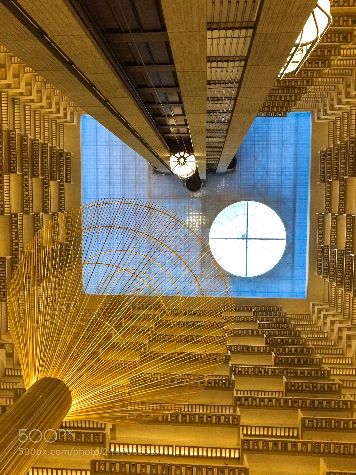 Apple iPhone 5s sample photo. Marriott atlanta marquis atrium photography