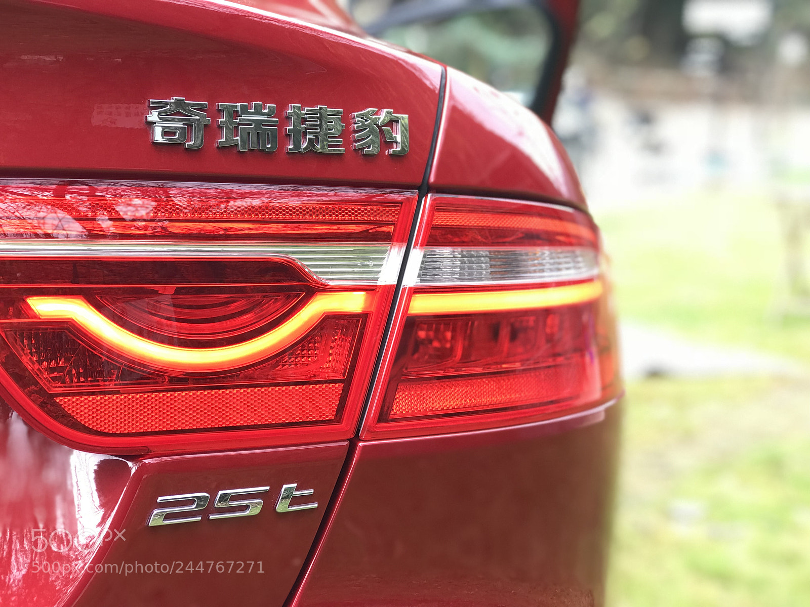 Apple iPhone 7 Plus sample photo. Car photography