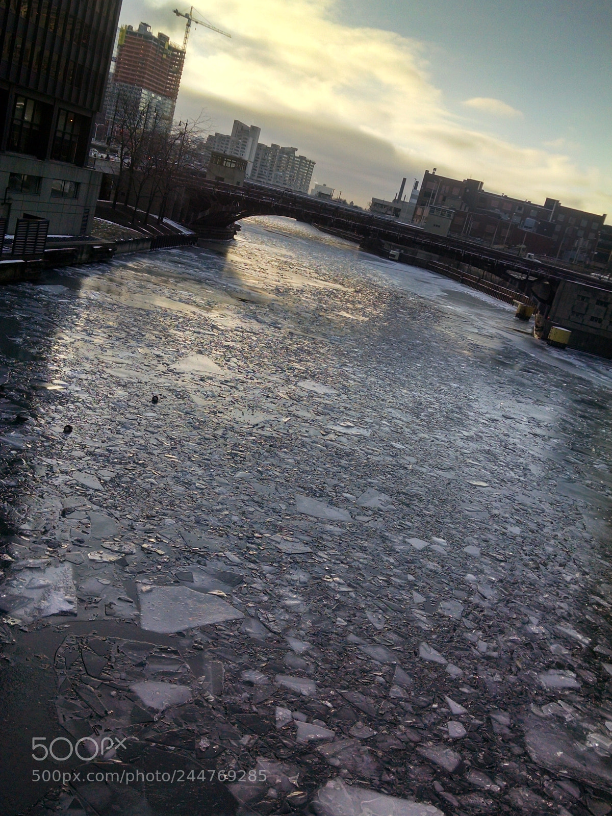 Motorola Moto X (1st Gen) sample photo. Chicago river in winter photography