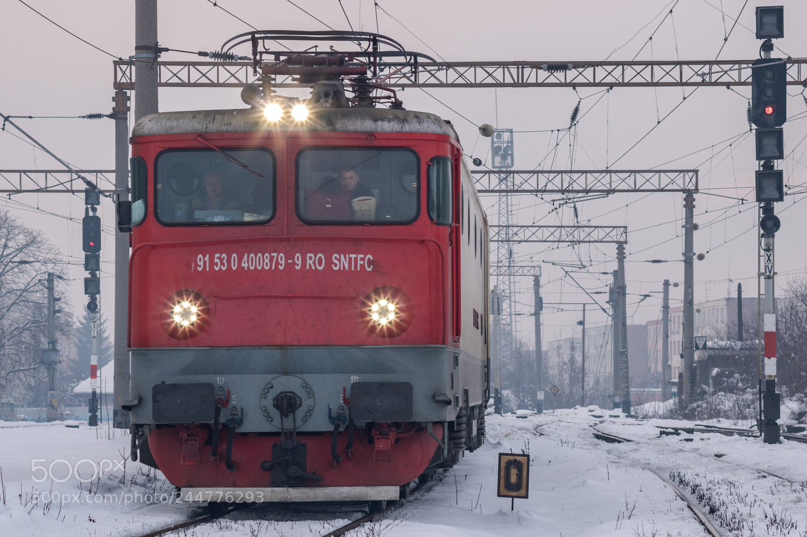 Canon EOS 750D (EOS Rebel T6i / EOS Kiss X8i) sample photo. Train travelling - romania photography