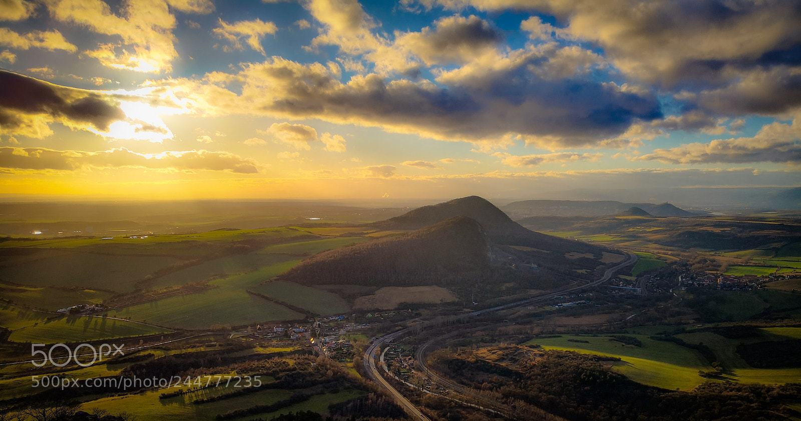 HUAWEI Mate 10 Pro sample photo. Bořeň photography