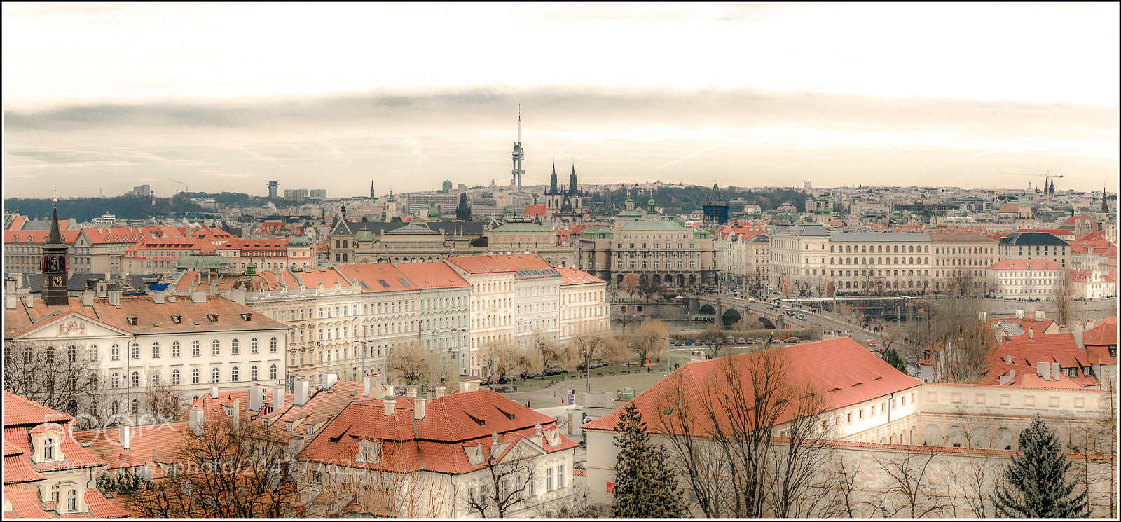 Pentax K-5 sample photo. Panorama of the manesuv photography