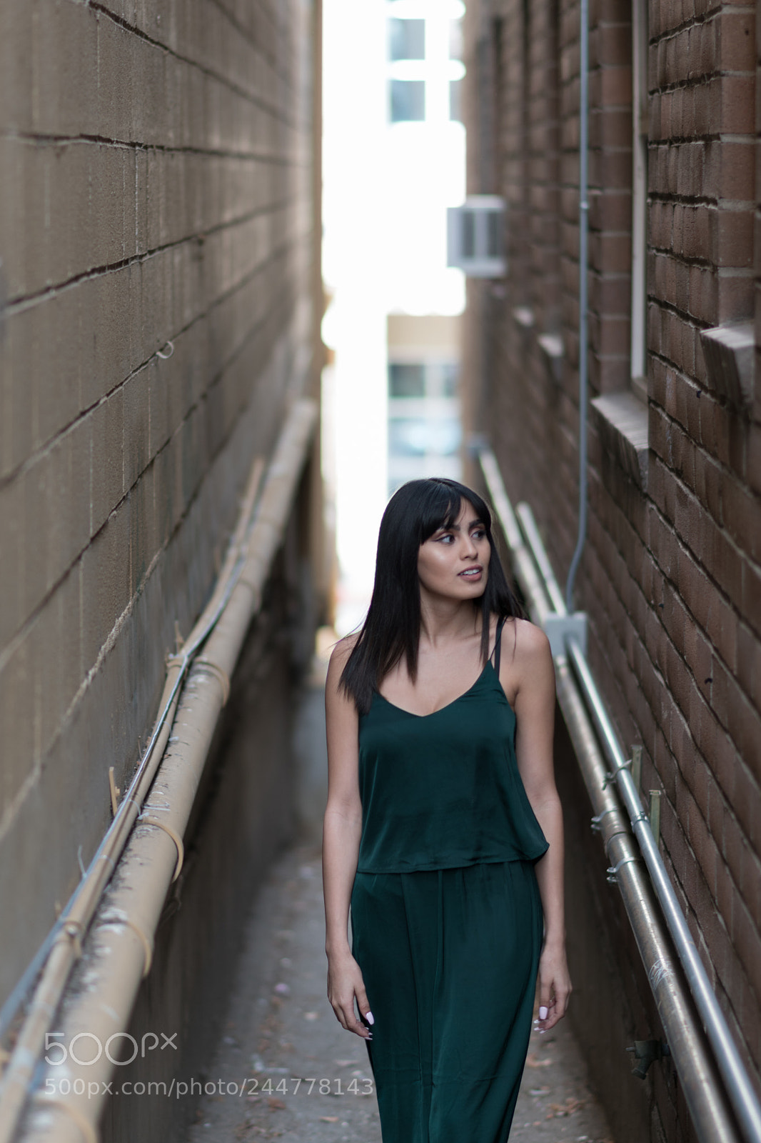 Nikon D5500 sample photo. Alleyway photography