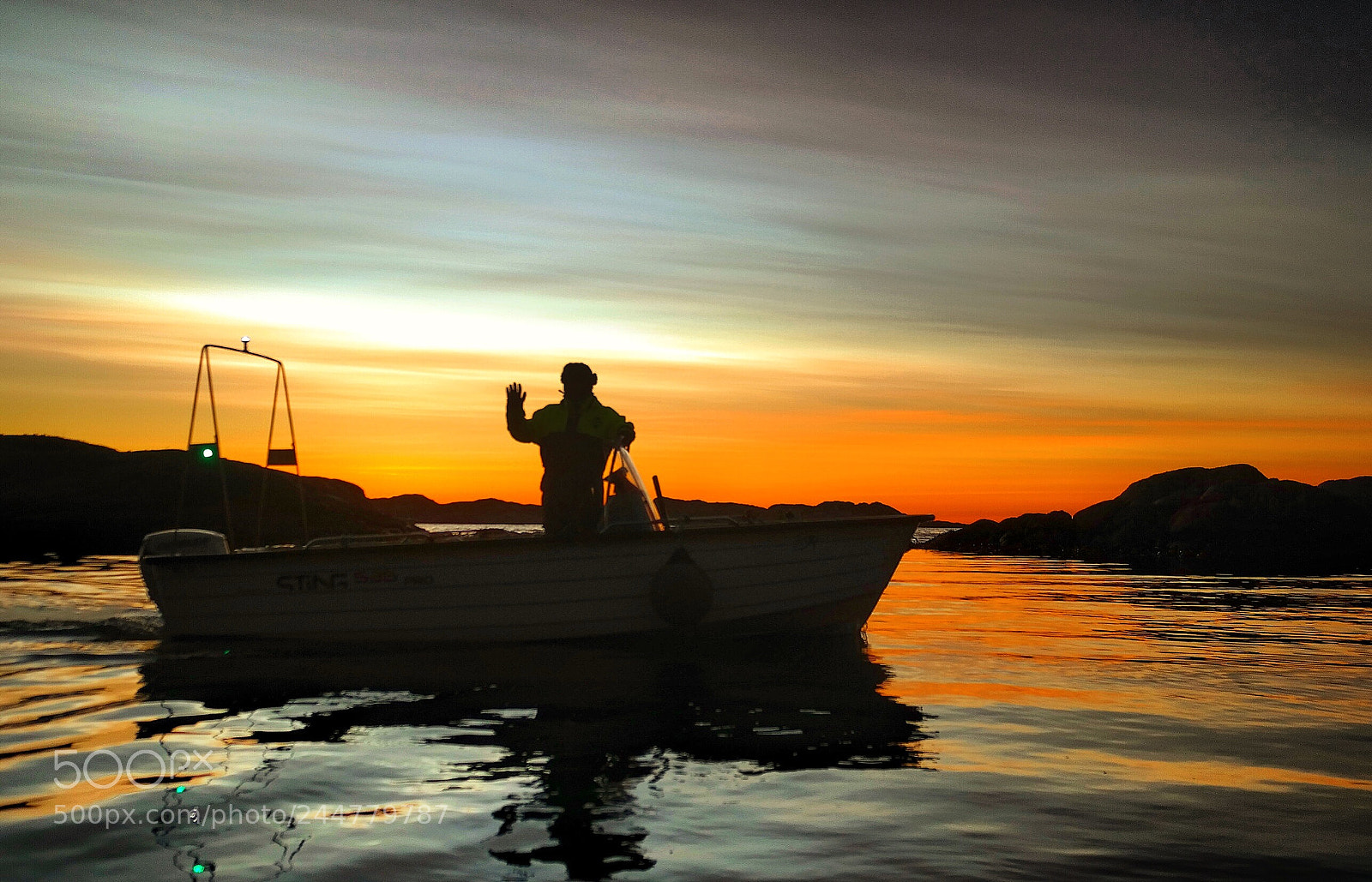 Samsung NX300 sample photo. Sunset meeting at sea photography