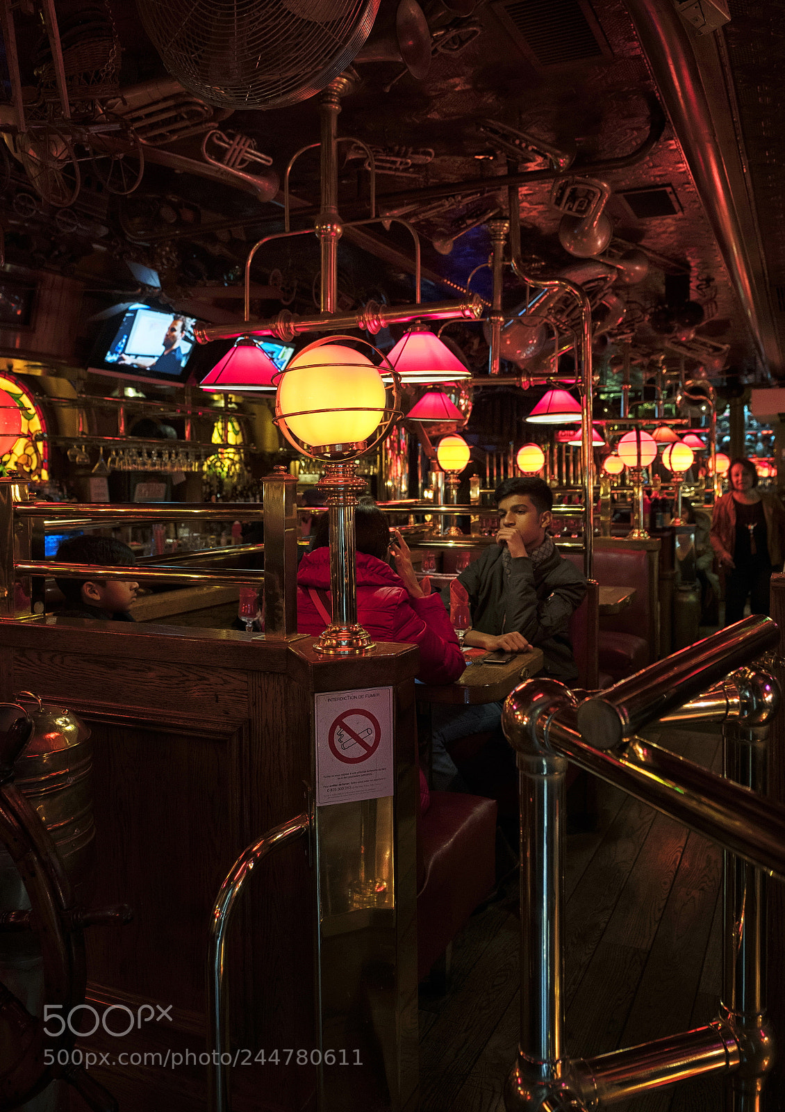 Fujifilm X-T2 sample photo. Inside an american restaurant photography