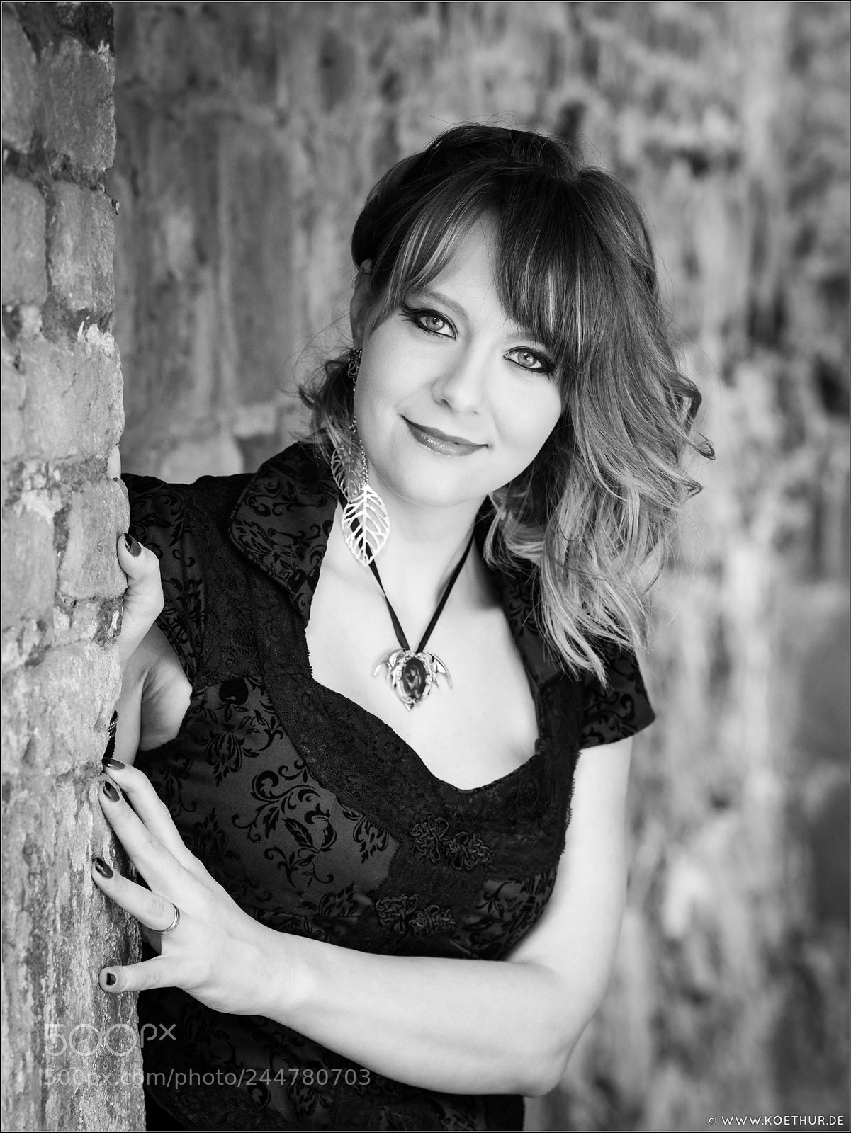 Olympus OM-D E-M1 Mark II sample photo. Chrissy k. / gothic 3 photography