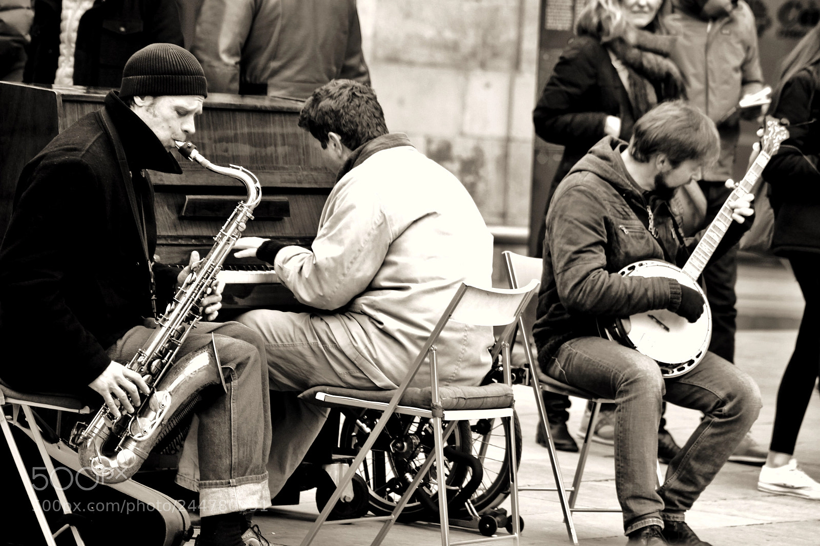 Canon EOS 1300D (EOS Rebel T6 / EOS Kiss X80) sample photo. Calle jazz & blues... photography