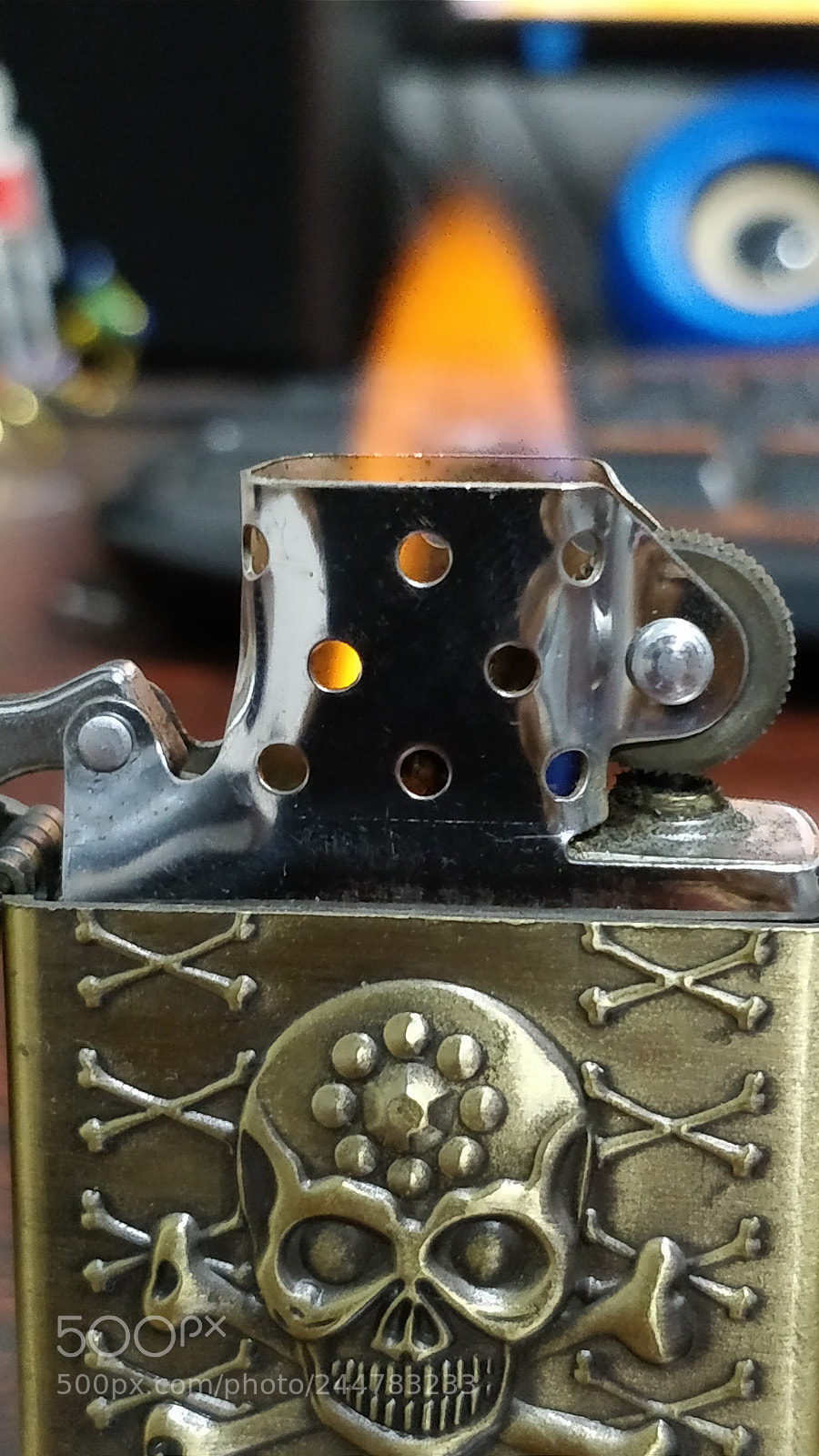 OnePlus 5 sample photo. Macro lighter photography