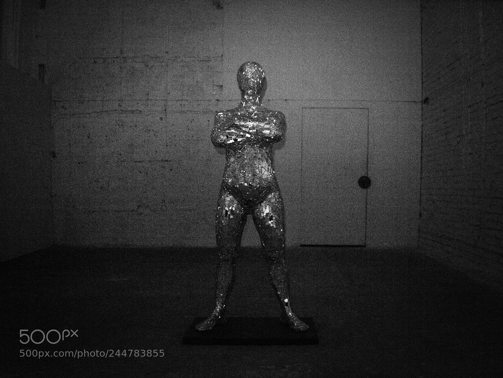 Olympus PEN E-PL1 sample photo. Proudly photography