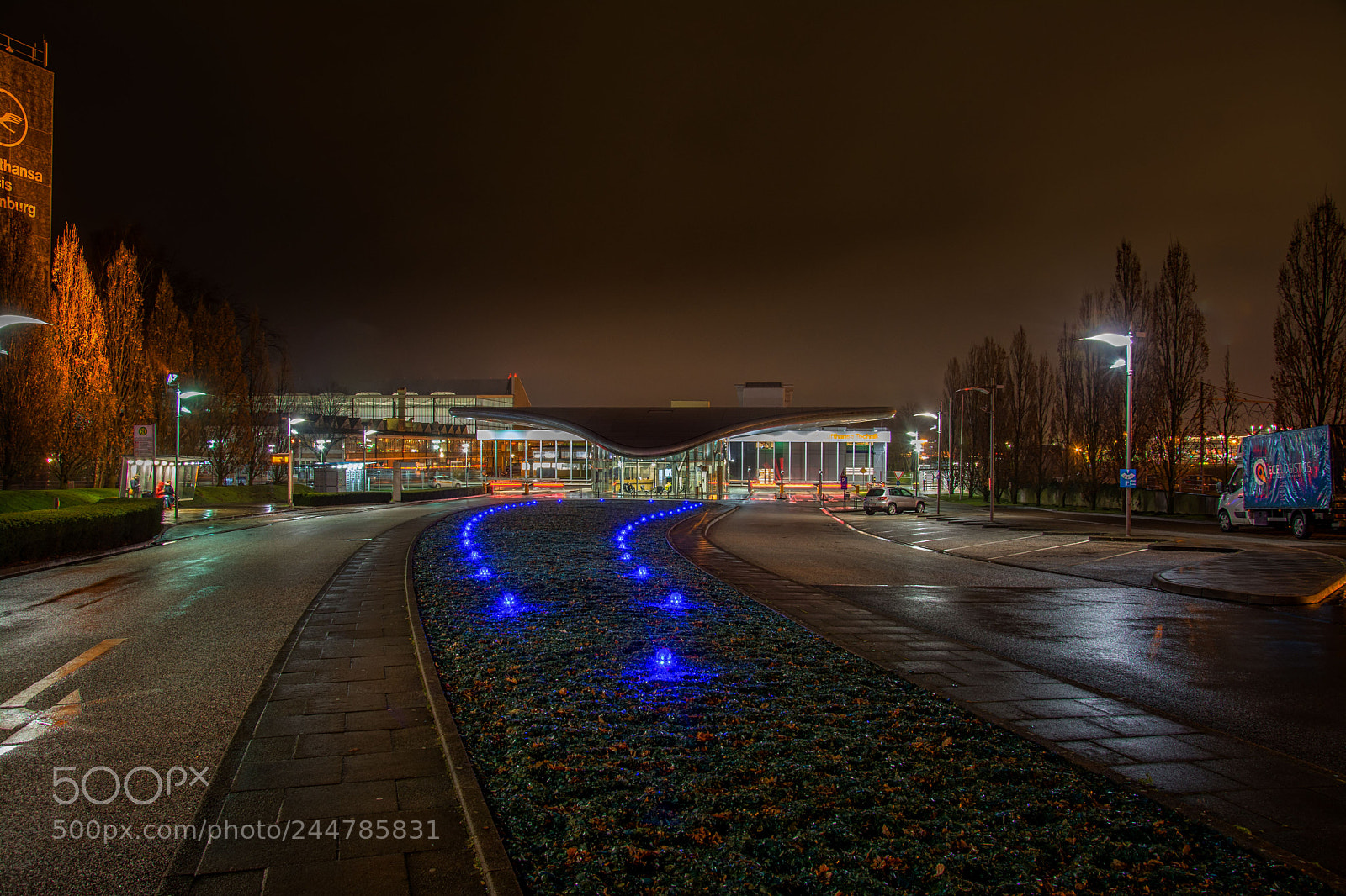 Nikon D7100 sample photo. Runway to work photography
