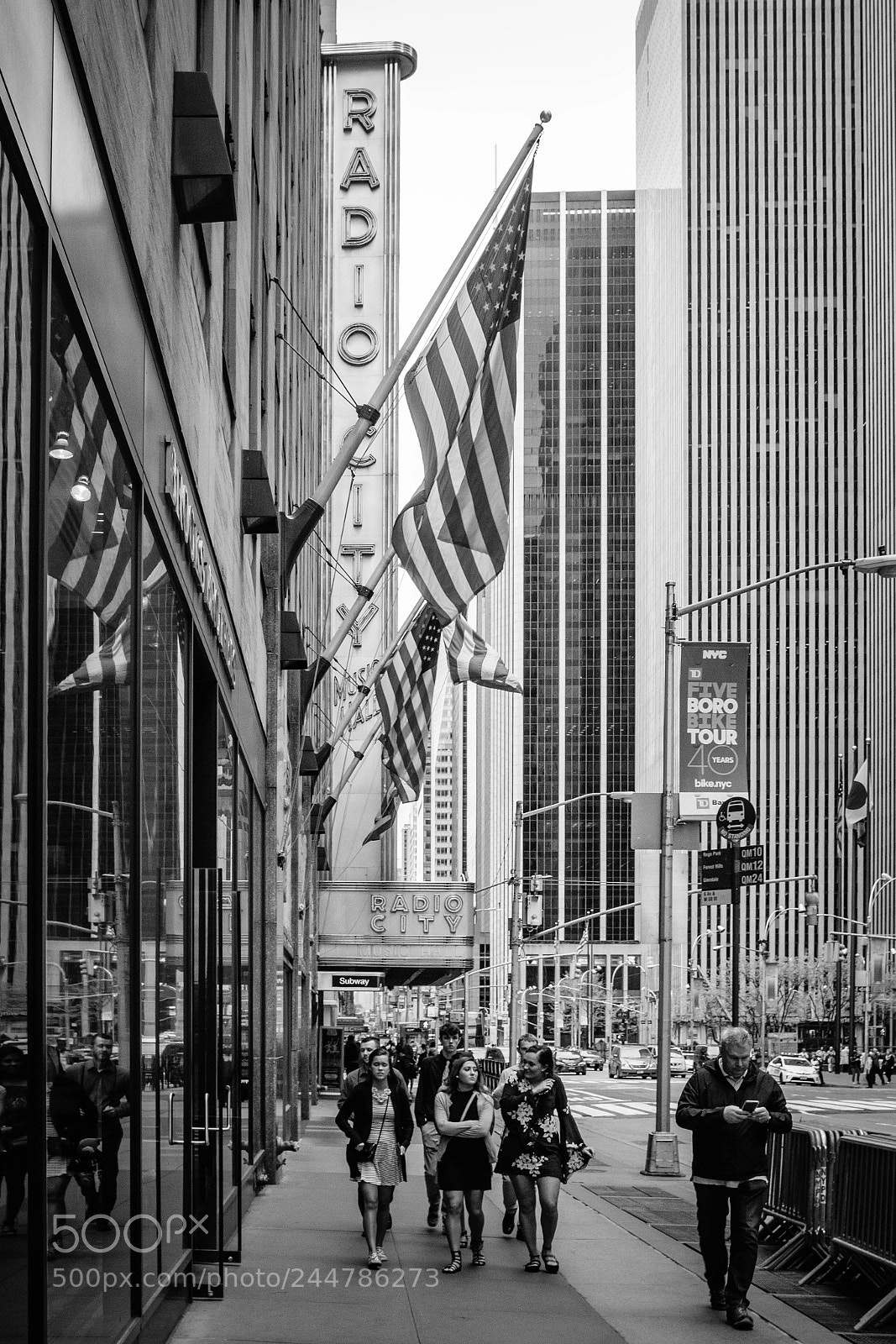 Fujifilm X100F sample photo. Radio city music hall photography
