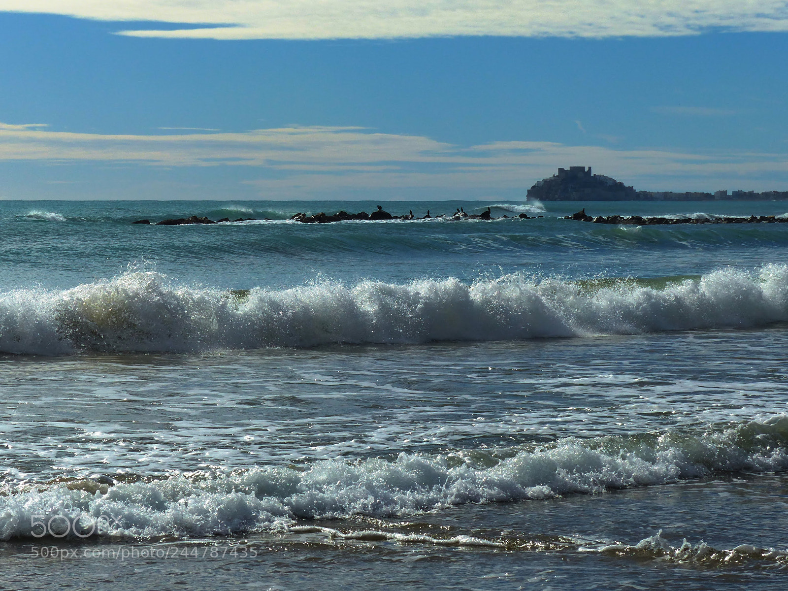 Panasonic Lumix DMC-FZ200 sample photo. Waves over the beach photography