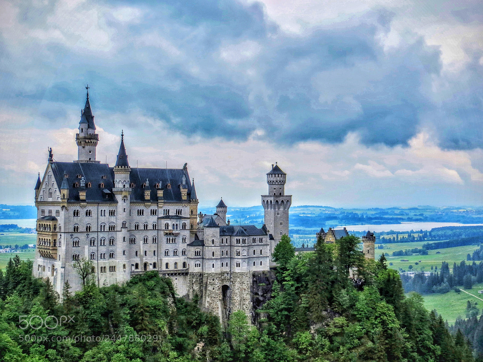Canon PowerShot SX240 HS sample photo. The king of castles. photography