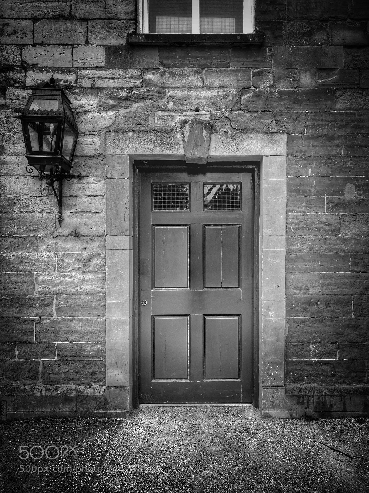 LG Nexus 5X sample photo. Doorway at an old photography